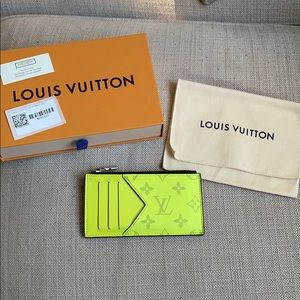 Louis Vuitton Monogram Taiga Card Holder